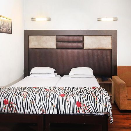 Oyo 358 Sarojini Nagar Ξενοδοχείο Νέο Δελχί Εξωτερικό φωτογραφία