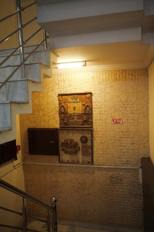 Oyo 358 Sarojini Nagar Ξενοδοχείο Νέο Δελχί Εξωτερικό φωτογραφία
